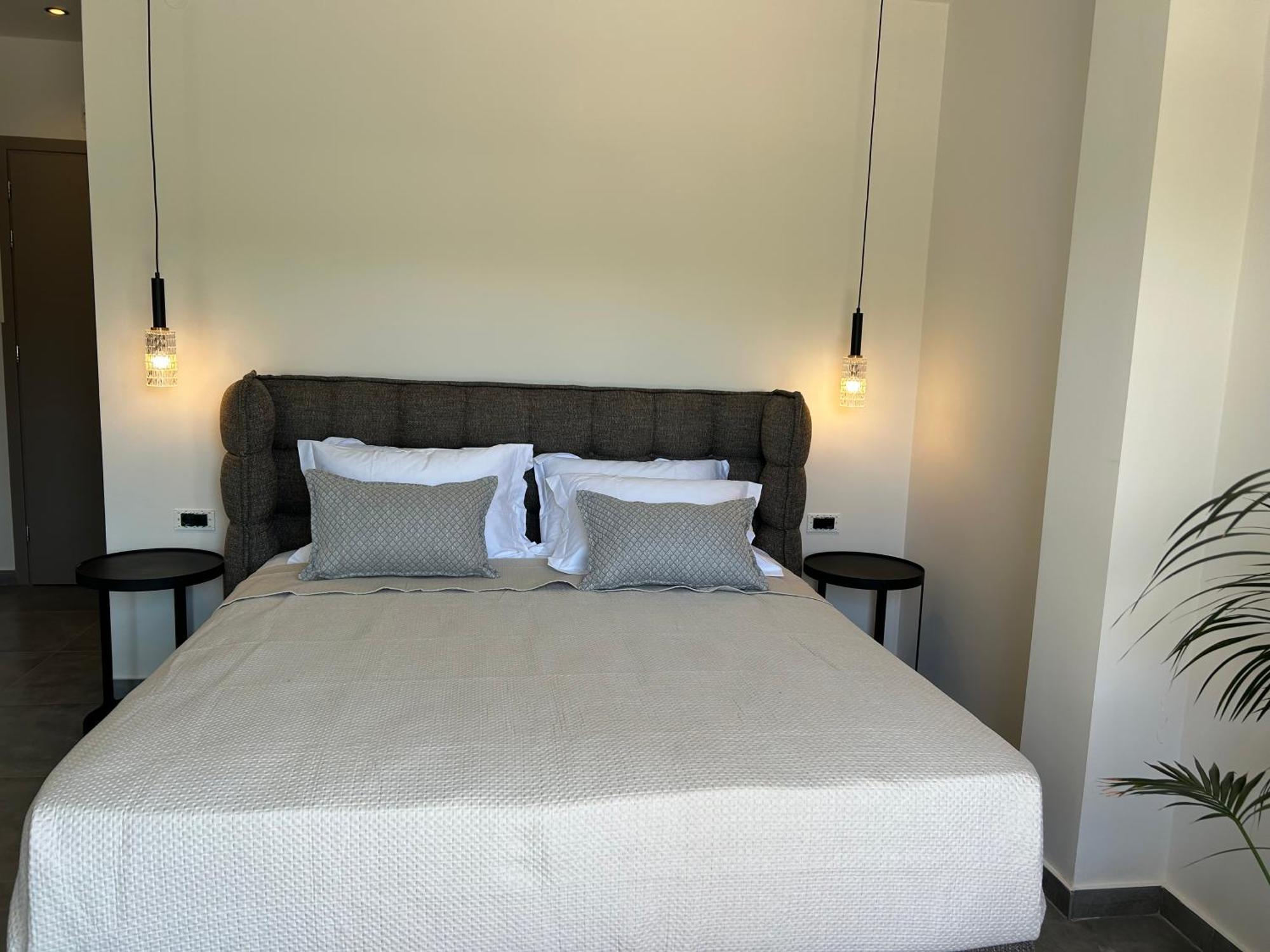 X Luxury Suites Аргостолион Екстериор снимка