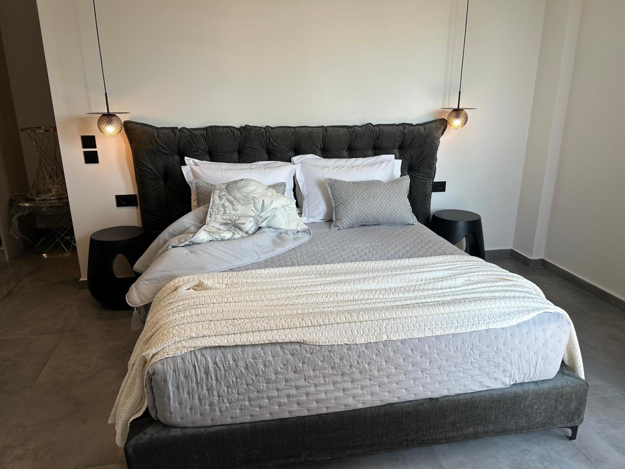 X Luxury Suites Аргостолион Екстериор снимка