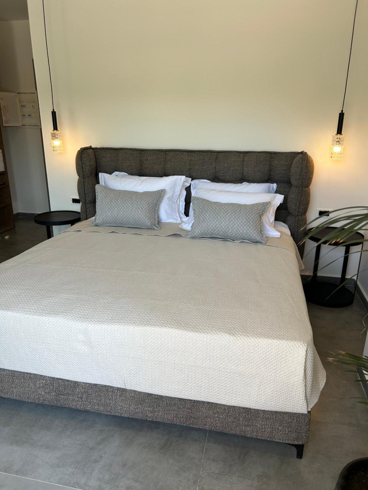 X Luxury Suites Аргостолион Екстериор снимка
