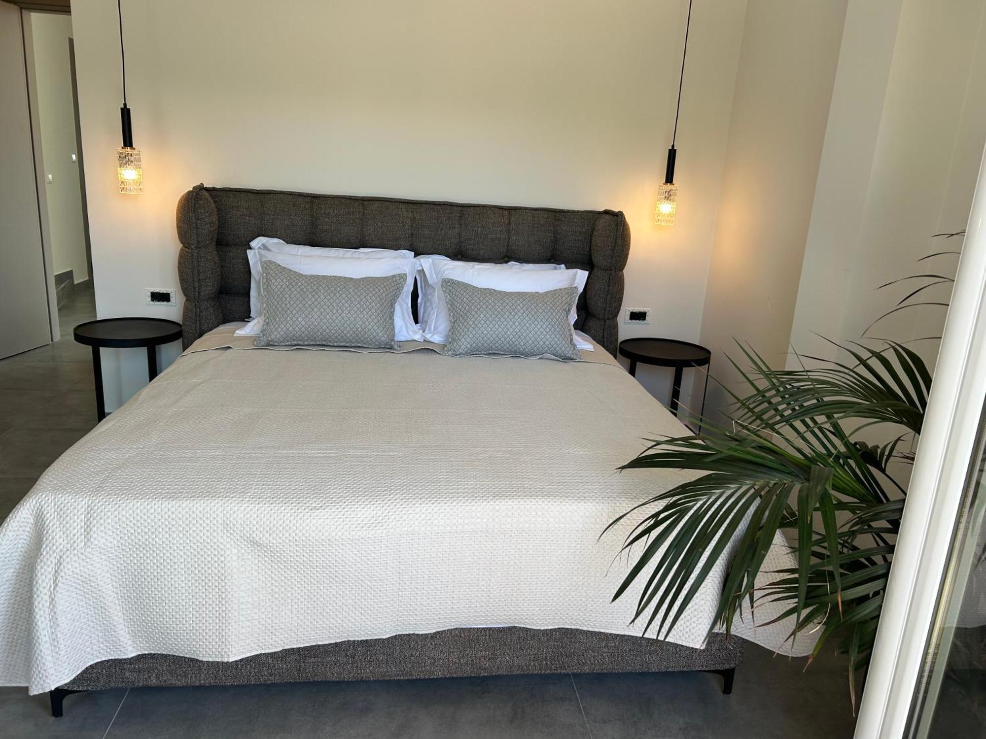 X Luxury Suites Аргостолион Екстериор снимка