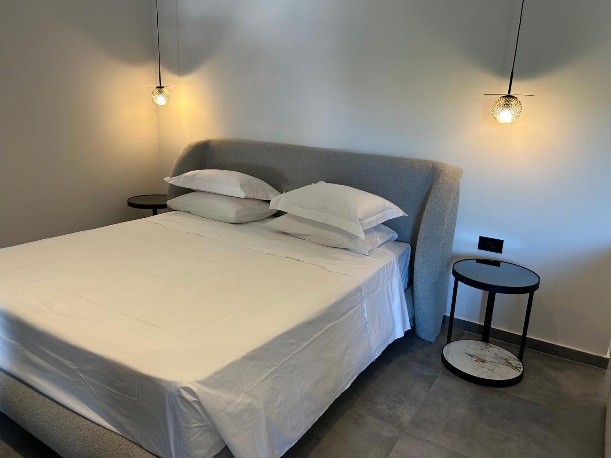 X Luxury Suites Аргостолион Екстериор снимка