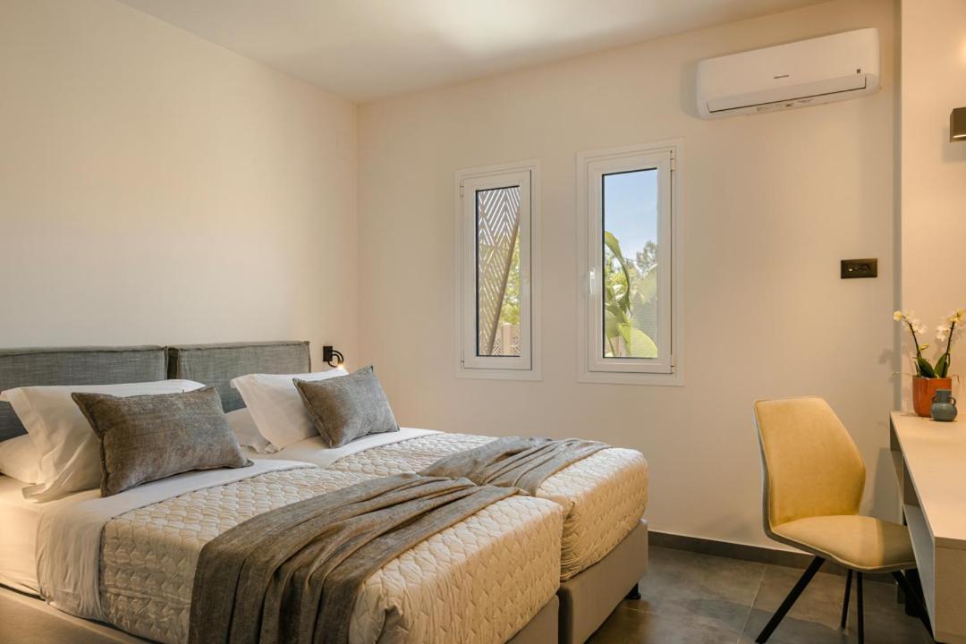 X Luxury Suites Аргостолион Екстериор снимка
