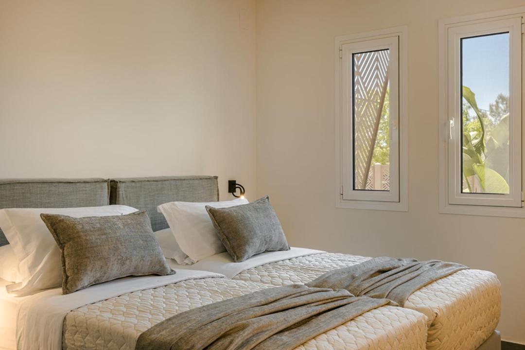 X Luxury Suites Аргостолион Екстериор снимка
