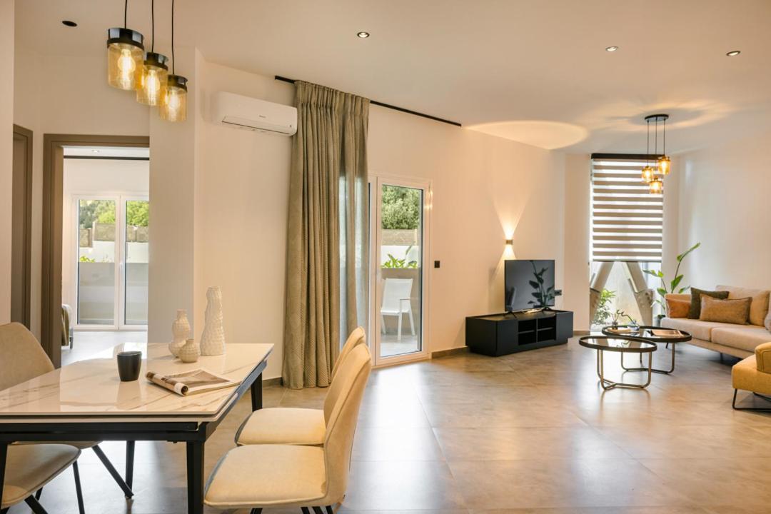 X Luxury Suites Аргостолион Екстериор снимка