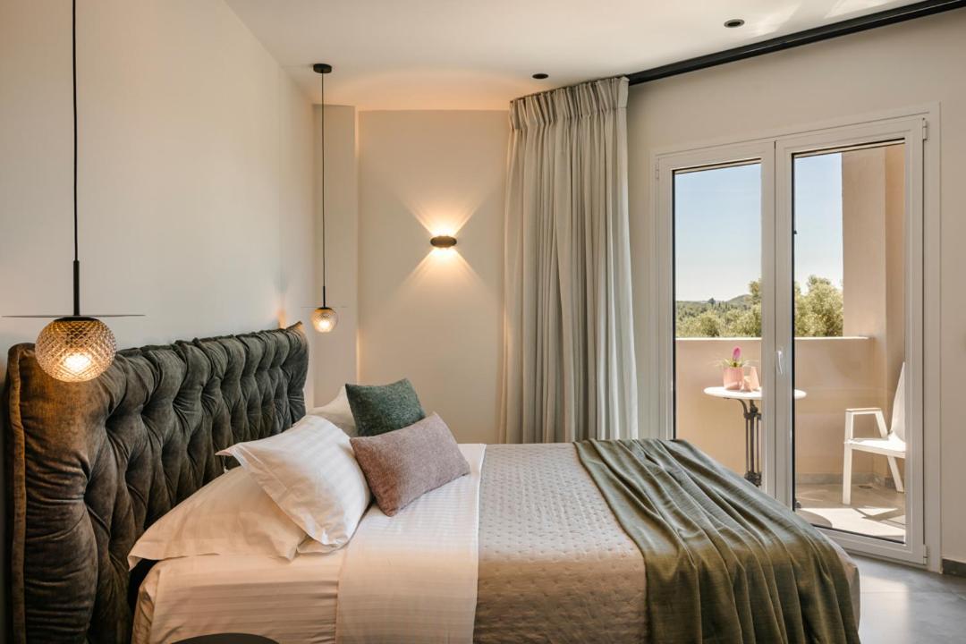 X Luxury Suites Аргостолион Екстериор снимка