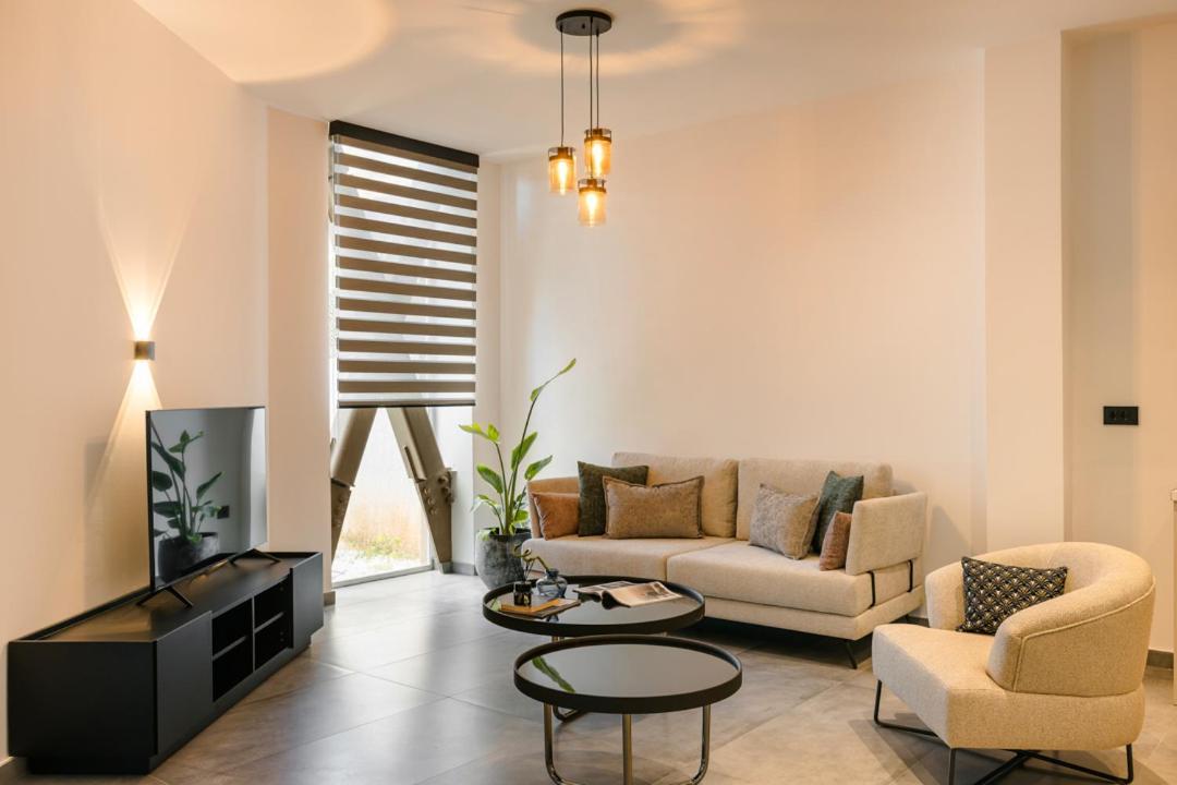 X Luxury Suites Аргостолион Екстериор снимка