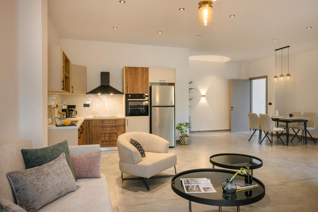 X Luxury Suites Аргостолион Екстериор снимка
