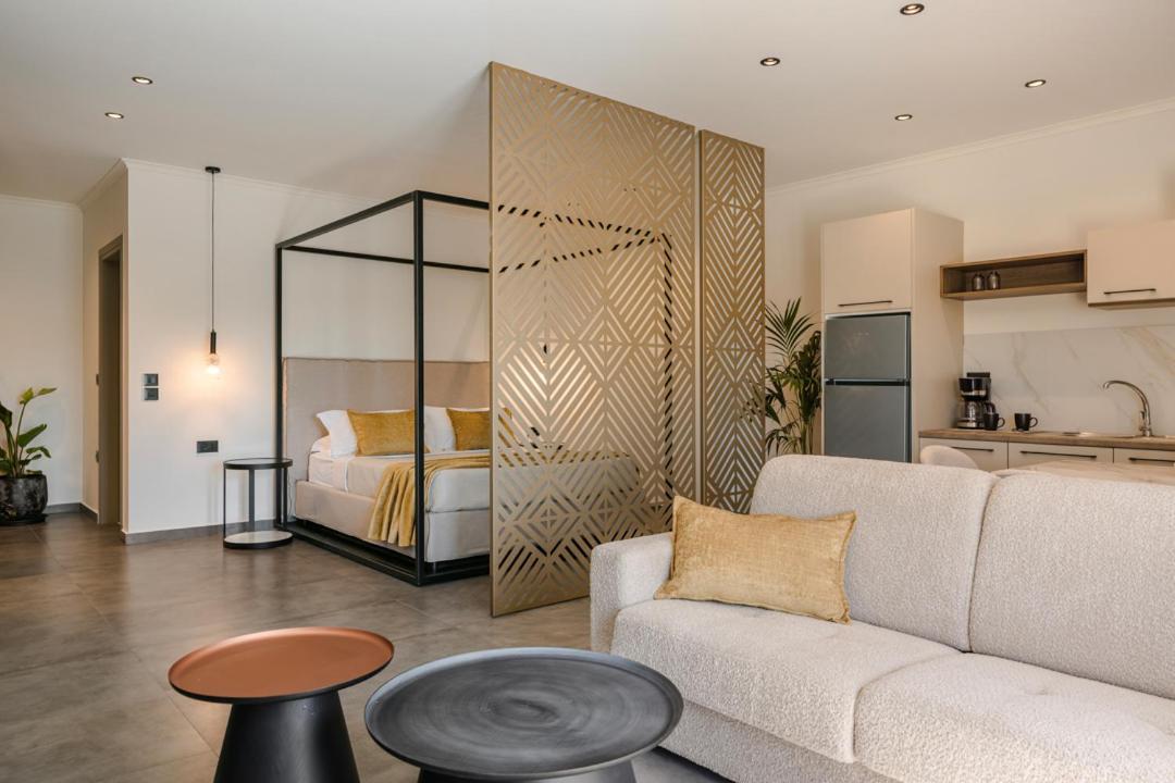 X Luxury Suites Аргостолион Екстериор снимка