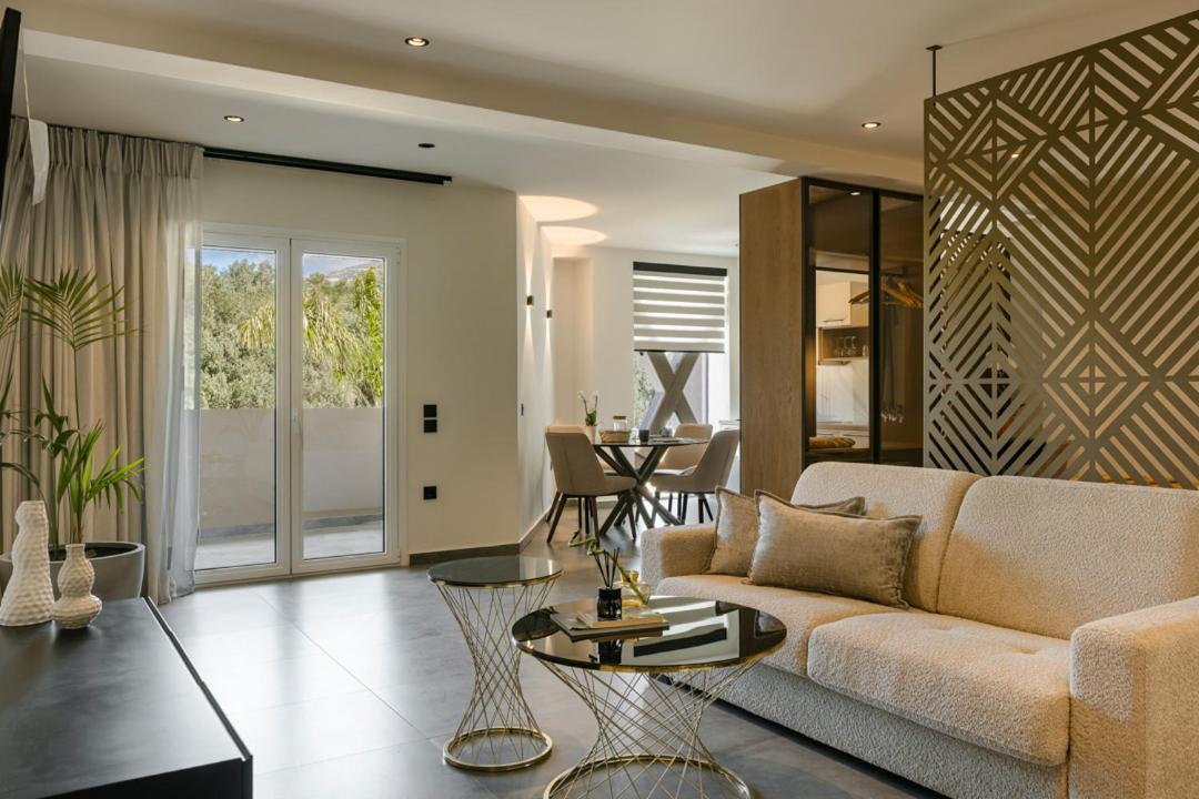 X Luxury Suites Аргостолион Екстериор снимка