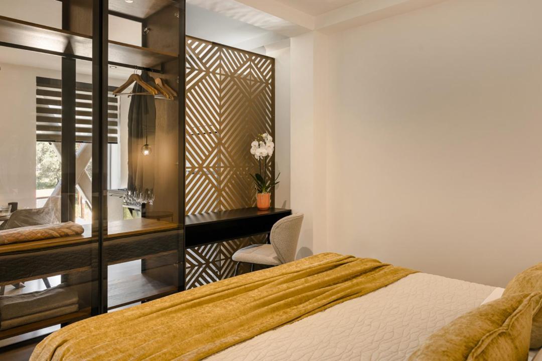 X Luxury Suites Аргостолион Екстериор снимка